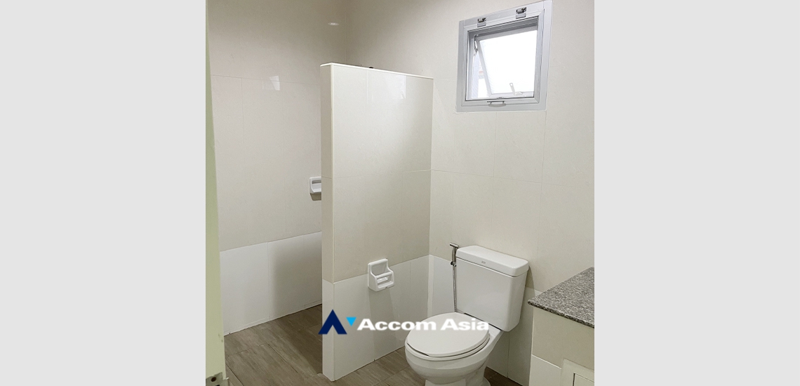 14  2 br Townhouse For Rent in Sukhumvit ,Bangkok BTS Phra khanong AA34042