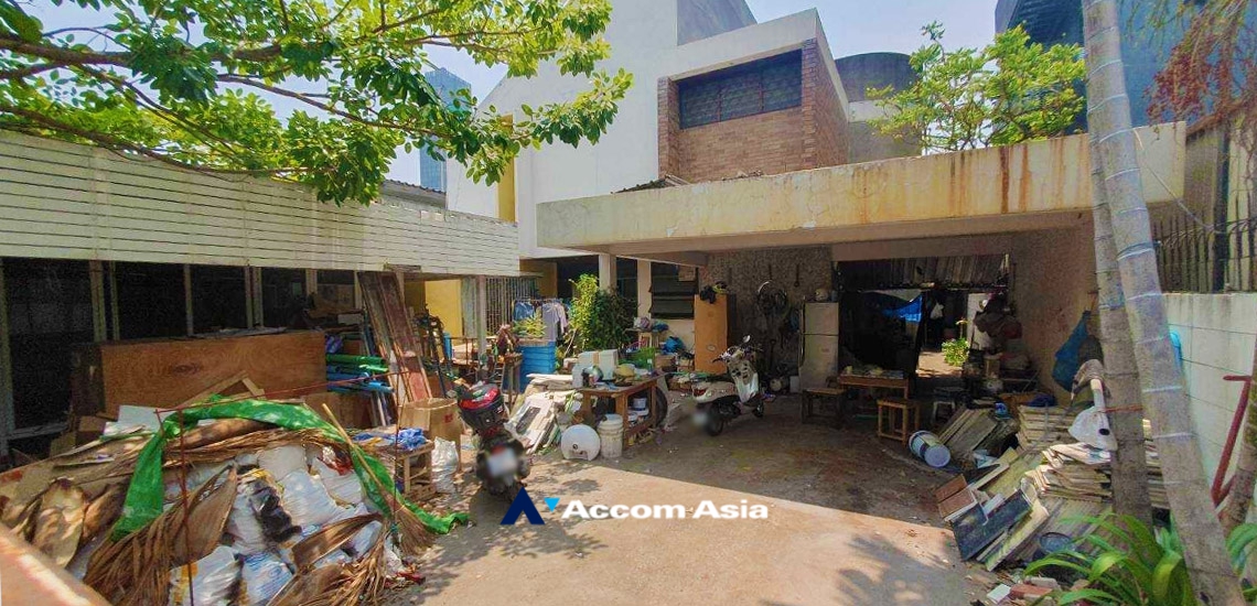  1  Land For Sale in Sukhumvit ,Bangkok BTS Thong Lo AA34043
