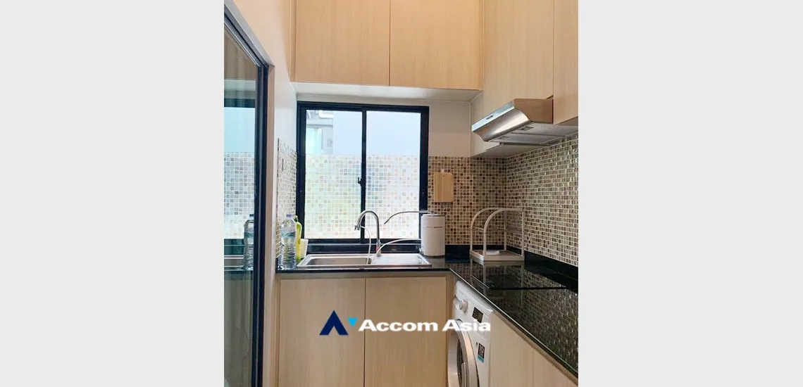 unit 3 Bedrooms  Townhouse For Rent in Pattanakarn, Bangkok  near ARL Ramkhamhaeng (AA34048)