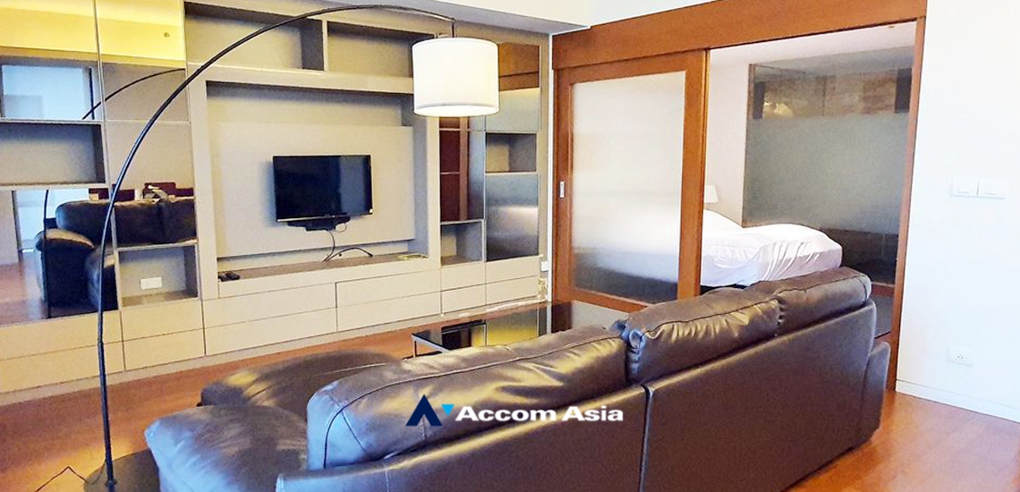  1  1 br Condominium For Rent in Ploenchit ,Bangkok BTS Ratchadamri at Hansar Residence AA34052