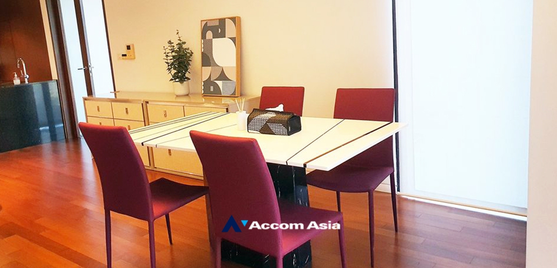  1  1 br Condominium For Rent in Ploenchit ,Bangkok BTS Ratchadamri at Hansar Residence AA34052