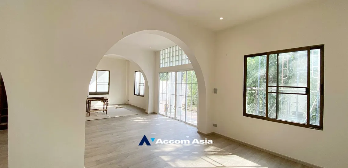 5  4 br House For Rent in Sukhumvit ,Bangkok BTS Thong Lo at Sukhumvit Villa AA34065