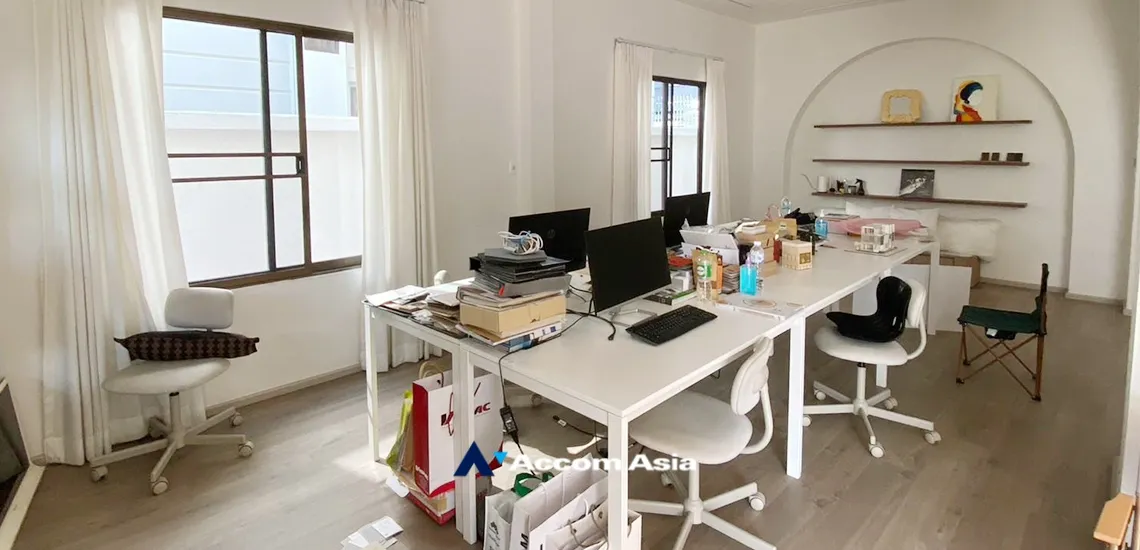 14  4 br House For Rent in Sukhumvit ,Bangkok BTS Thong Lo at Sukhumvit Villa AA34065