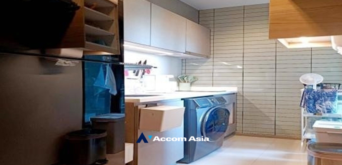 4  2 br Condominium For Sale in Phaholyothin ,Bangkok MRT Rama 9 at LIFE Asoke-Rama 9 AA34088