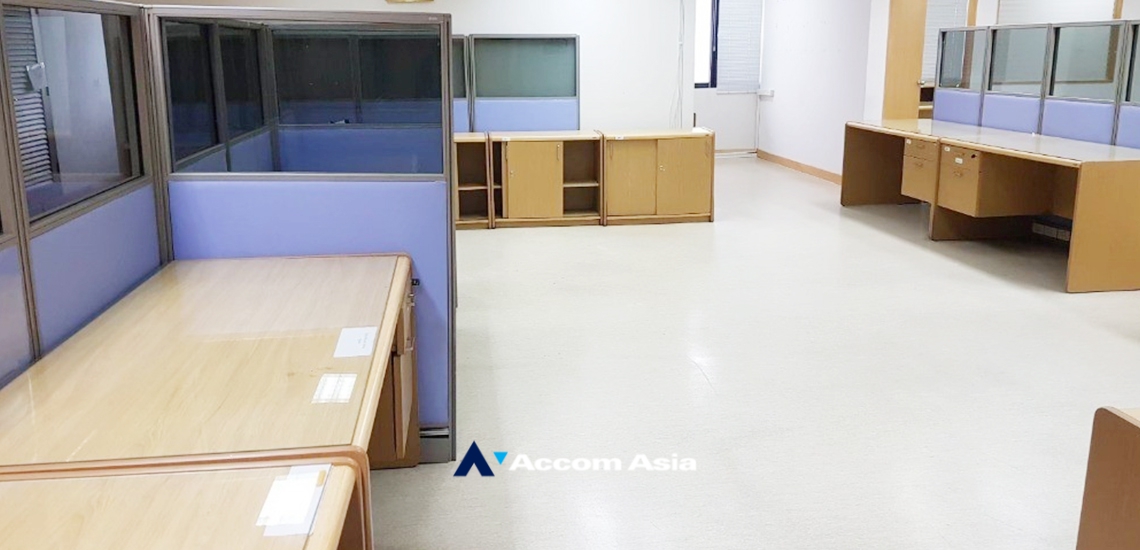  1  Office Space for rent and sale in Sathorn ,Bangkok MRT Lumphini - MRT Khlong Toei AA34092