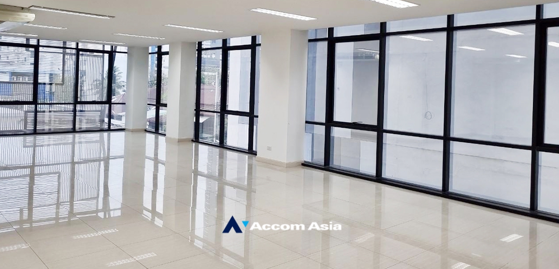  1  Office Space For Rent in Sathorn ,Bangkok BRT Rama III Bridge AA34106