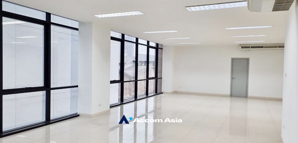  1  Office Space For Rent in Sathorn ,Bangkok BRT Rama III Bridge AA34106