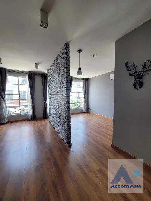 9  3 br Townhouse For Rent in Sathorn ,Bangkok BRT Wat Dokmai at Baan Klang Krung Sathorn Narathiwas AA34107