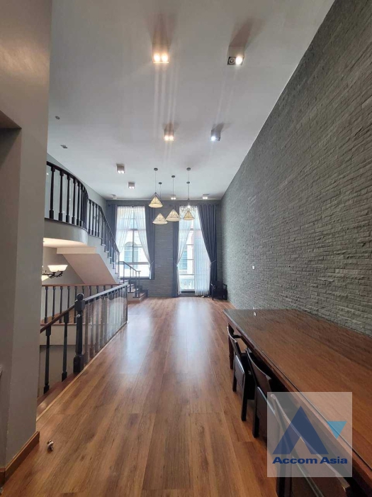 6  3 br Townhouse For Rent in Sathorn ,Bangkok BRT Wat Dokmai at Baan Klang Krung Sathorn Narathiwas AA34107