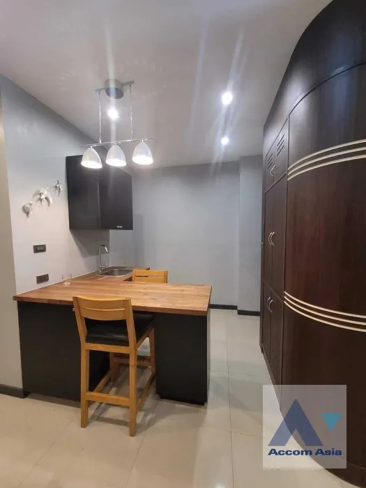  1  3 br Townhouse For Rent in Sathorn ,Bangkok BRT Wat Dokmai at Baan Klang Krung Sathorn Narathiwas AA34107
