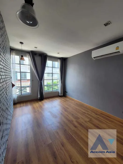 11  3 br Townhouse for rent and sale in Sathorn ,Bangkok BRT Wat Dokmai at Baan Klang Krung Sathorn Narathiwas AA34107
