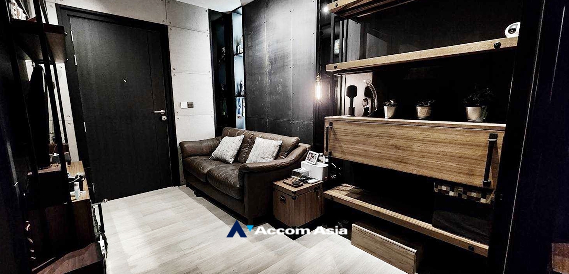  2  1 br Condominium For Sale in Ploenchit ,Bangkok BTS Ploenchit at Life One Wireless AA34120