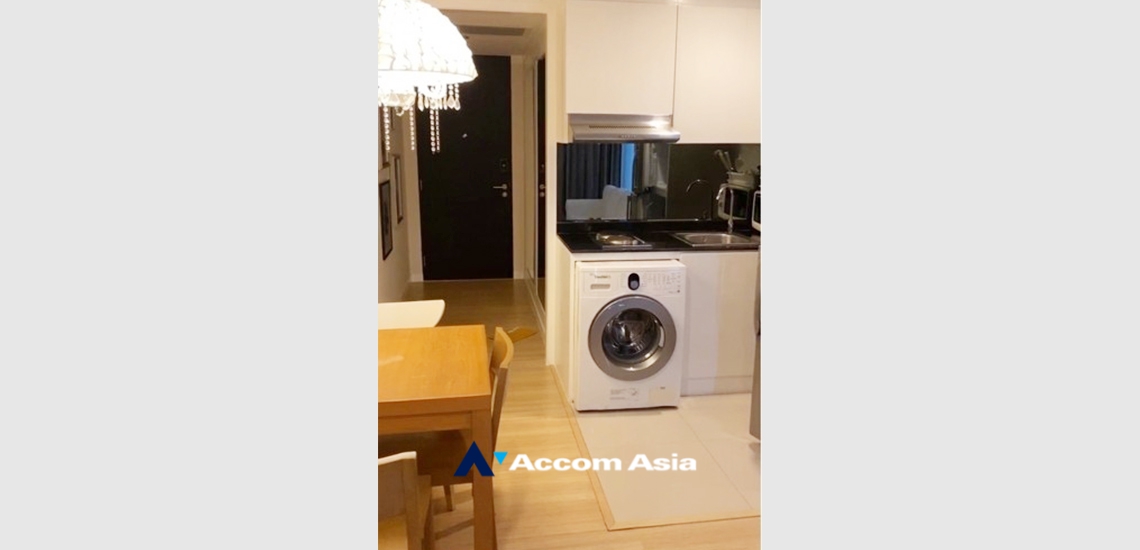  1  2 br Condominium For Sale in Ploenchit ,Bangkok BTS Ploenchit at The Tempo Ruamrudee AA34121