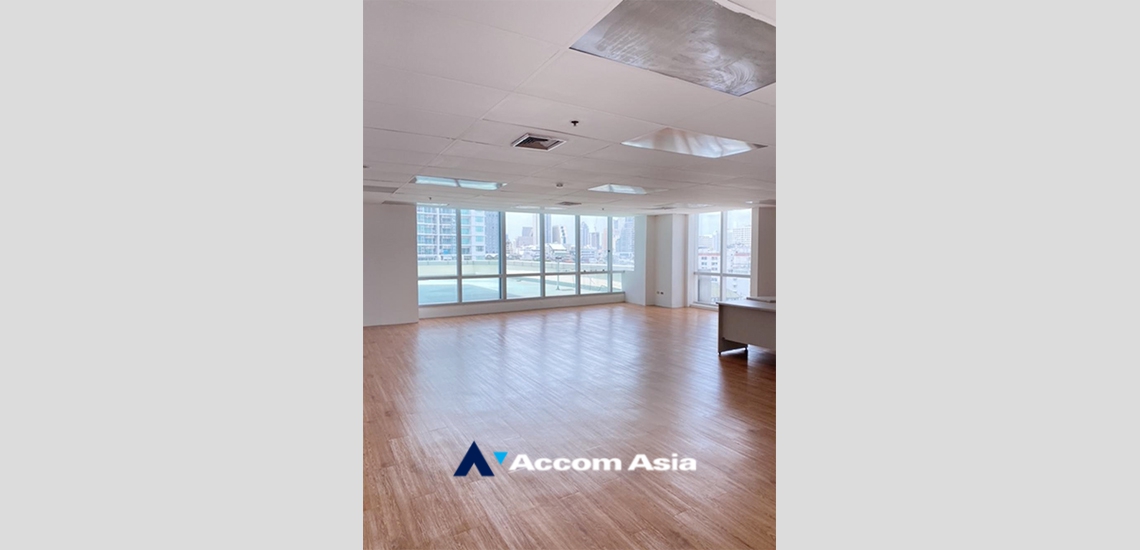  1  Office Space For Rent in Silom ,Bangkok MRT Sam Yan at Amigo Tower AA34126