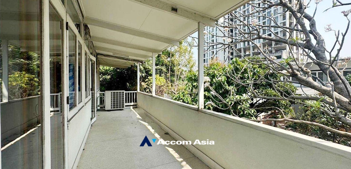 16  3 br House For Rent in Sukhumvit ,Bangkok BTS Thong Lo AA34210