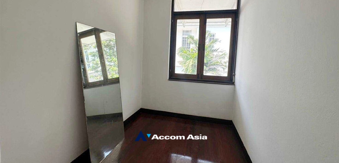 13  3 br House For Rent in Sukhumvit ,Bangkok BTS Thong Lo AA34210