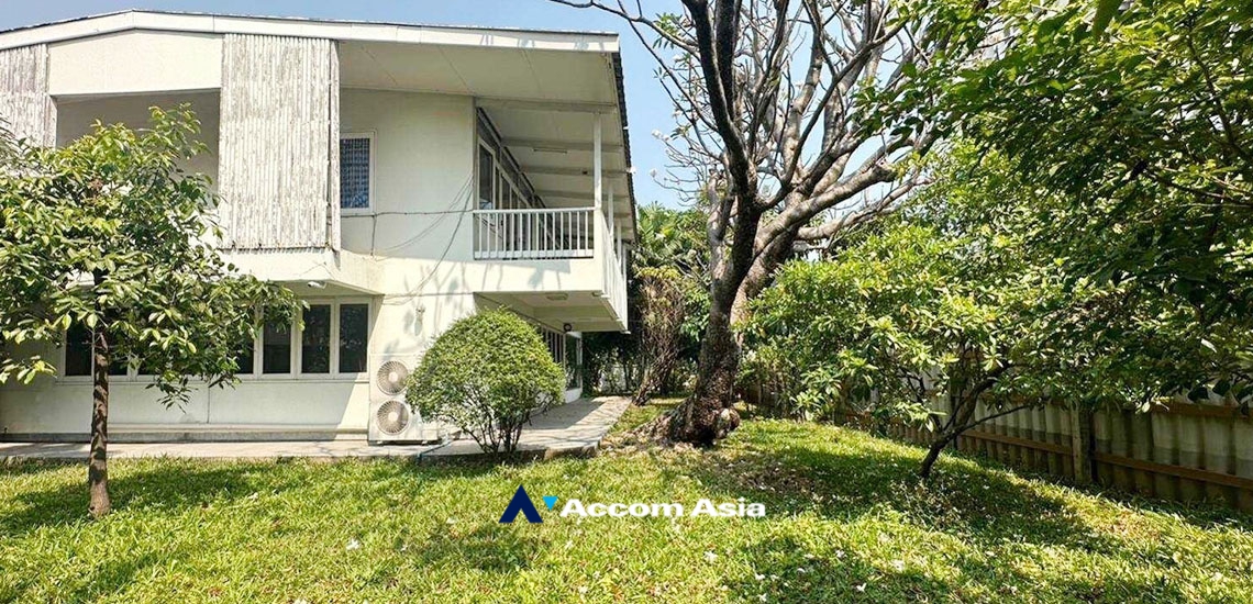 21  3 br House For Rent in Sukhumvit ,Bangkok BTS Thong Lo AA34210