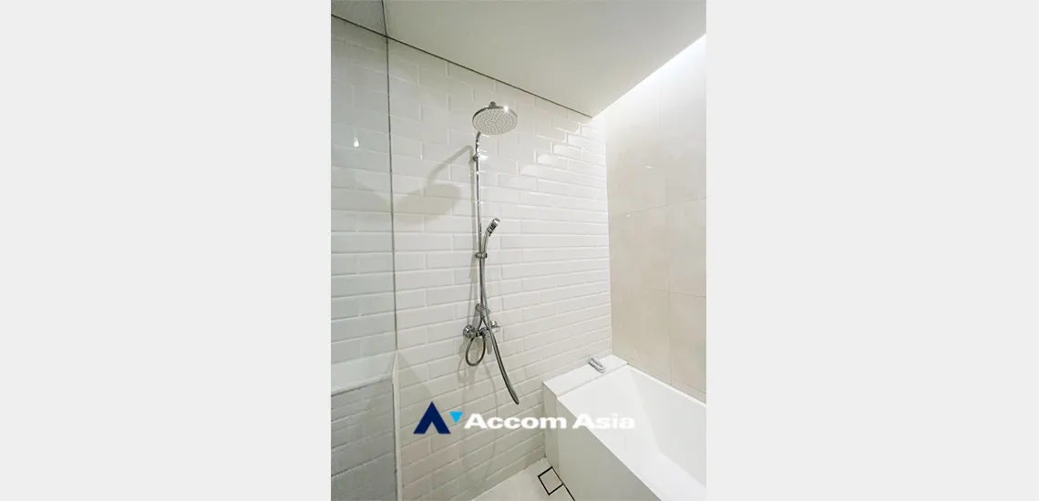 6  1 br Condominium For Sale in Sukhumvit ,Bangkok BTS Ekkamai at Siamese Exclusive 42 AA34234