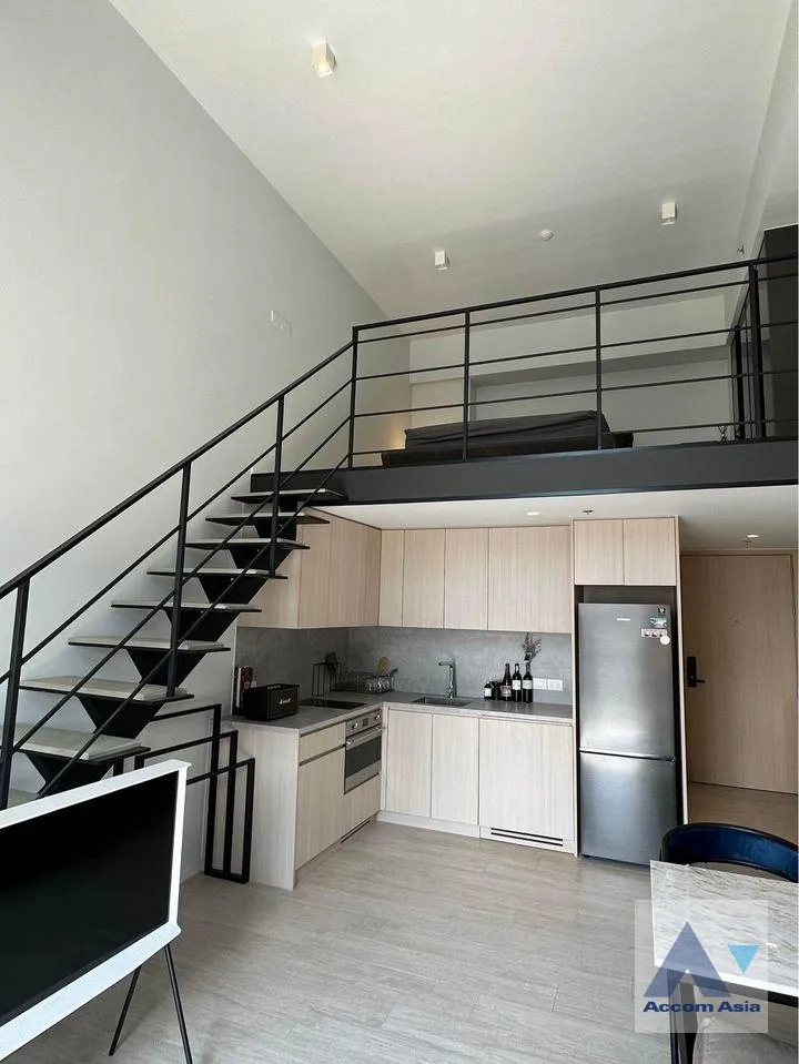 unitDuplex Condo | The Lofts Silom
