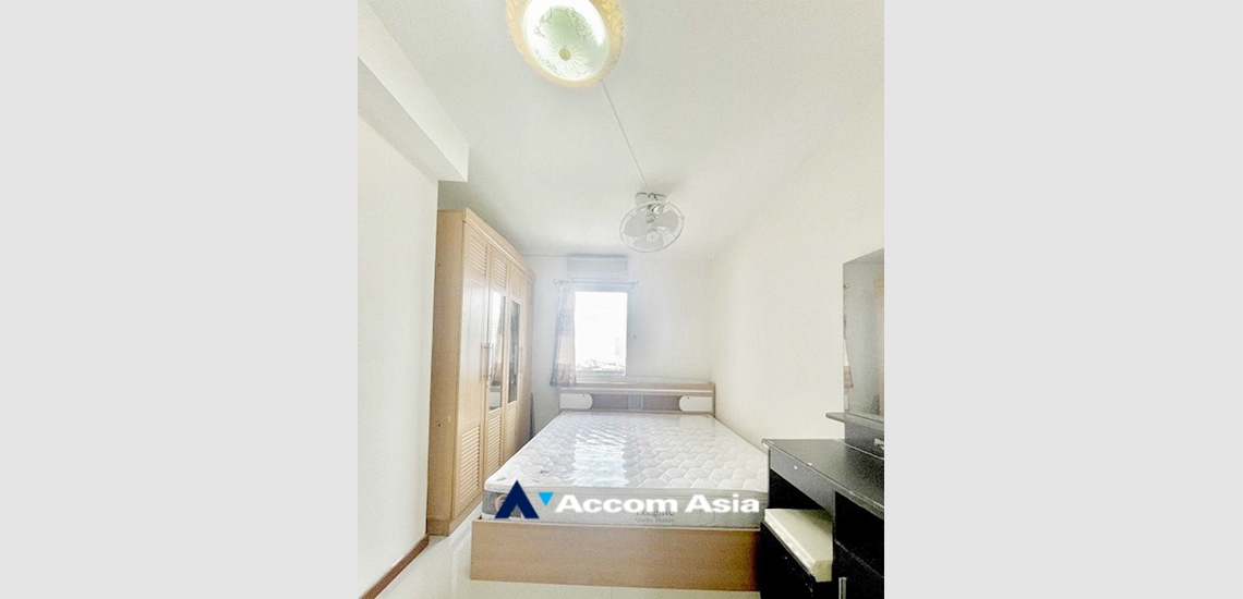 4  3 br Condominium For Rent in Sathorn ,Bangkok BRT Wat Dan at SV City Condominium AA34261