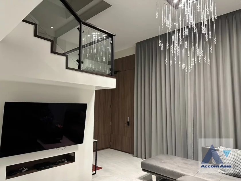 townhouse for rent in Sathorn, Bangkok Code AA34274