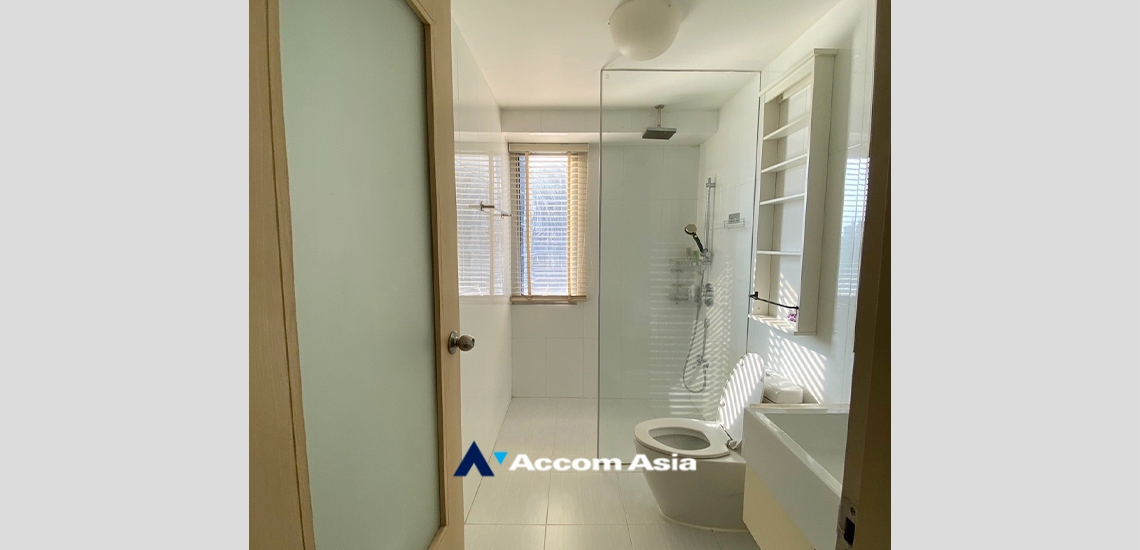 7  2 br Condominium For Sale in Ratchadaphisek ,Bangkok MRT Phetchaburi at My Resort Bangkok AA34276