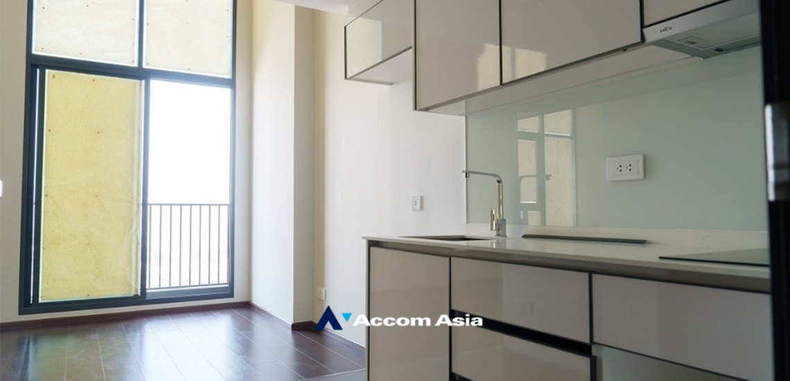 1  1 br Condominium For Sale in Sukhumvit ,Bangkok BTS Ekkamai at C Ekkamai AA34278