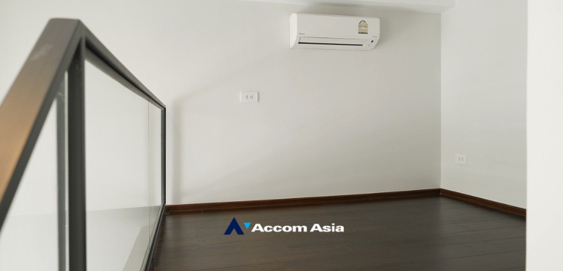 8  1 br Condominium For Sale in Sukhumvit ,Bangkok BTS Ekkamai at C Ekkamai AA34278