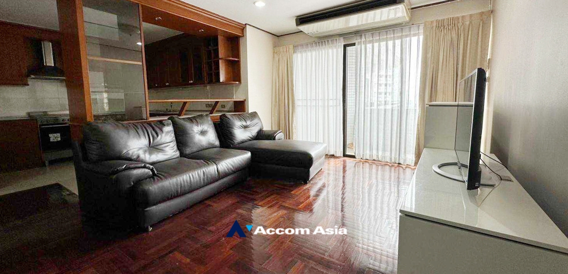 unit 3 Bedrooms  Condominium For Rent in Sukhumvit, Bangkok  near BTS Phrom Phong (24856)