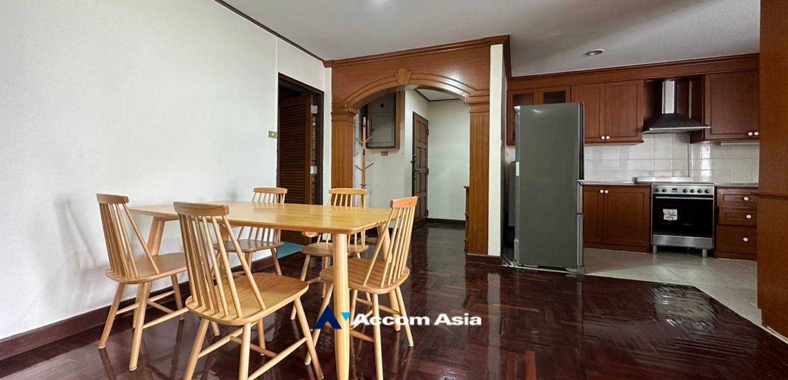 unit 3 Bedrooms  Condominium For Rent in Sukhumvit, Bangkok  near BTS Phrom Phong (24856)