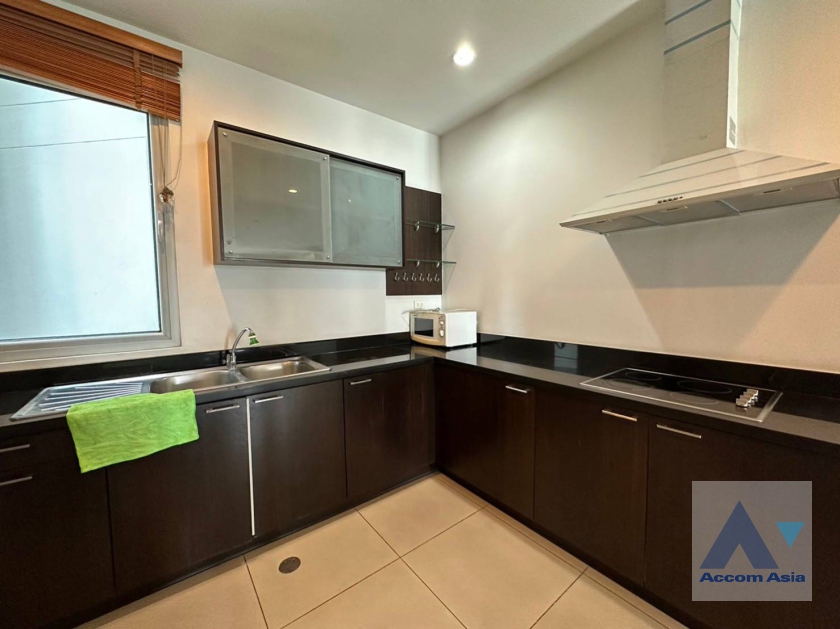 unit 3 Bedrooms  Condominium For Rent in Sathorn, Bangkok  near BRT Technic Krungthep (AA34359)