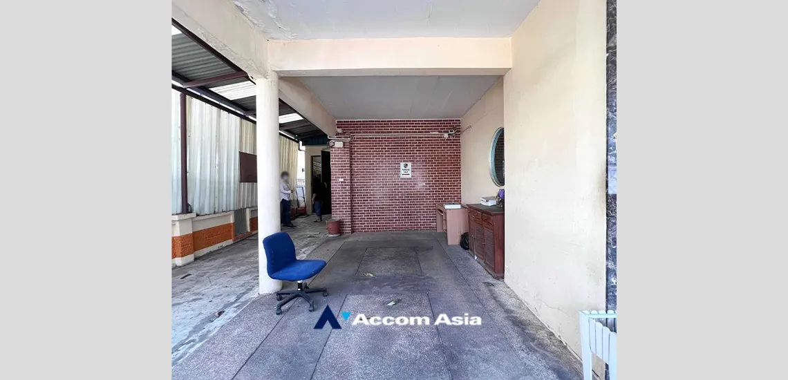 18  4 br House for rent and sale in Lat Phrao ,Bangkok BTS Thong Lo AA34374