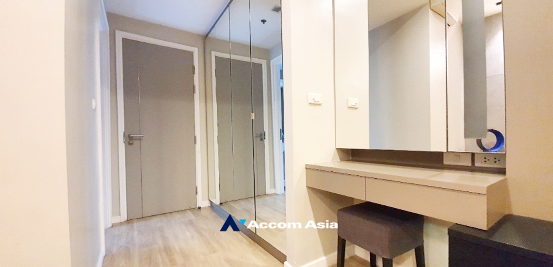 5  2 br Condominium For Sale in Rama 3 ,Bangkok BRT Rama IX Bridge at Star View Condominium AA34395