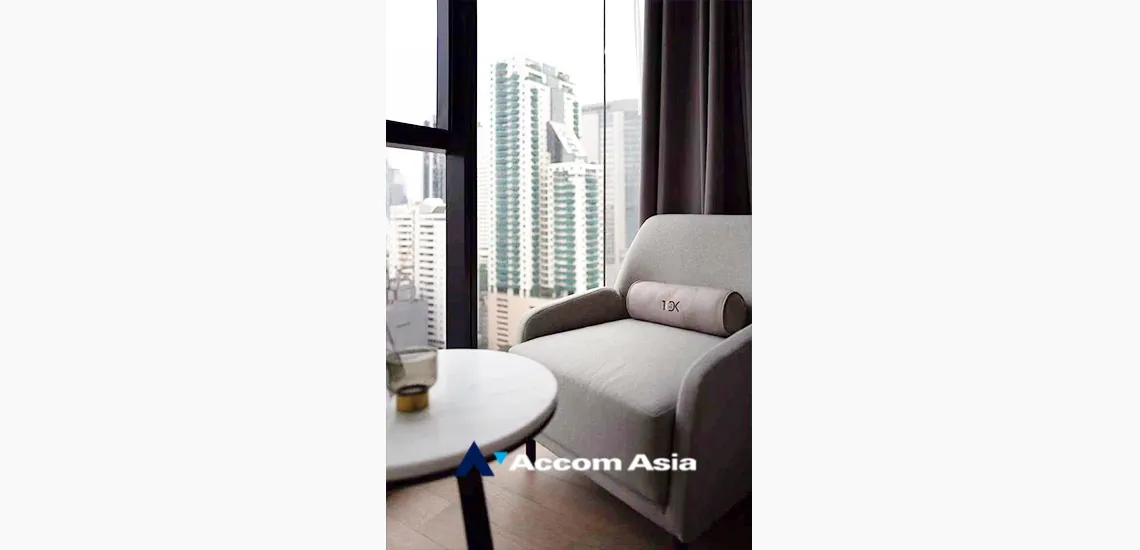 unitAshton Asoke