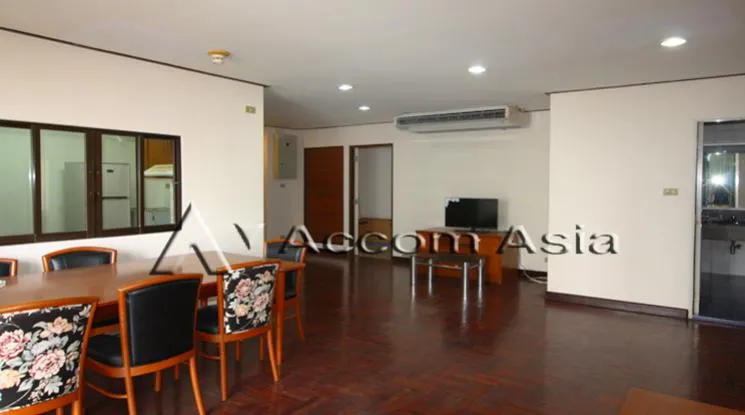 unit 3 Bedrooms  Condominium For Rent in Sukhumvit, Bangkok  near BTS Phrom Phong (24864)
