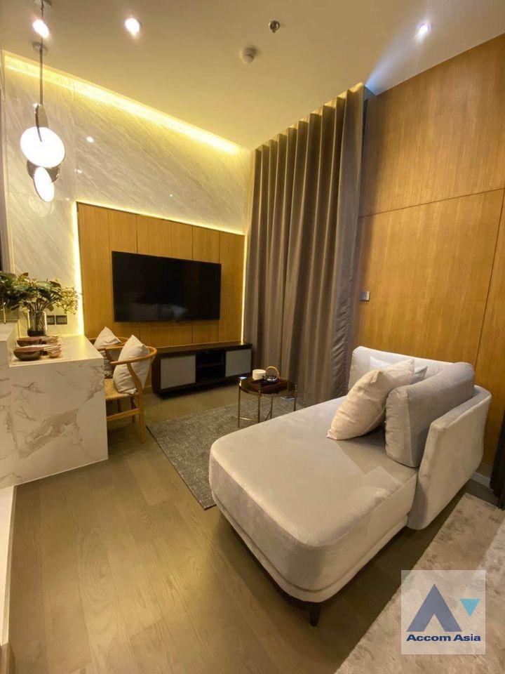  2  1 br Condominium for rent and sale in Ratchadaphisek ,Bangkok MRT Phetchaburi - BTS Asok at The Esse At Singha Complex AA34443