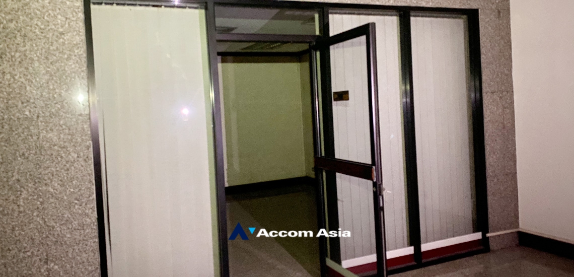 14  Office Space for rent and sale in Sukhumvit ,Bangkok BTS Phra khanong at PB Tower AA34447