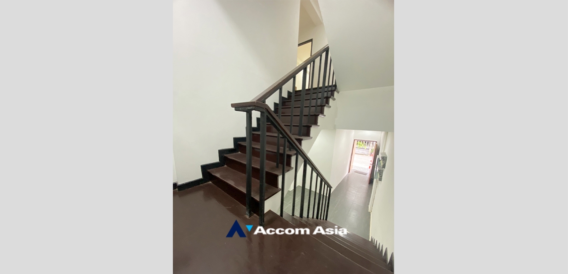 14  5 br Townhouse For Rent in Sukhumvit ,Bangkok BTS Phrom Phong AA34449