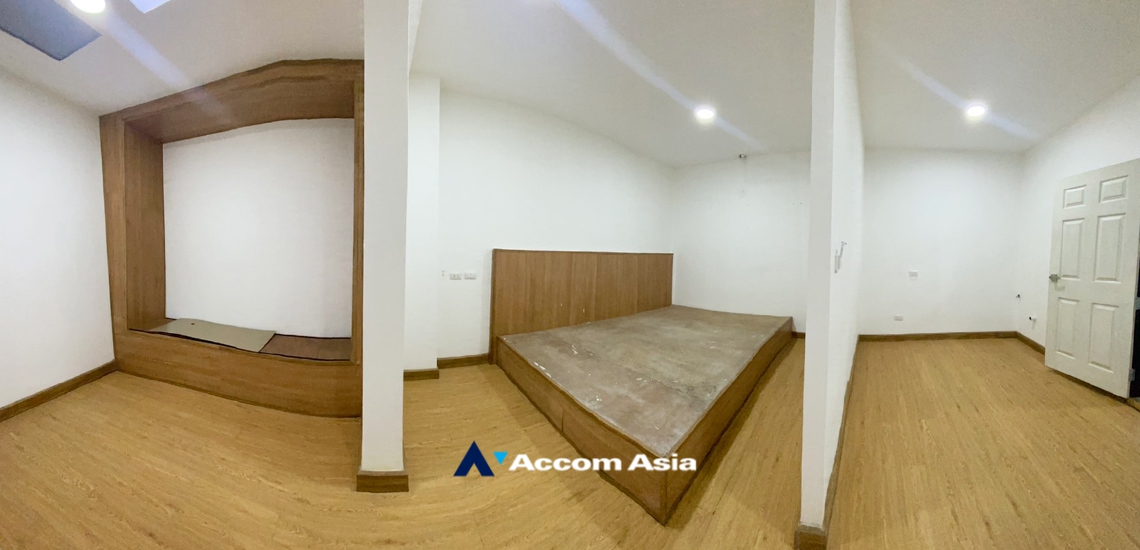 11  5 br Townhouse For Rent in Sukhumvit ,Bangkok BTS Phrom Phong AA34449