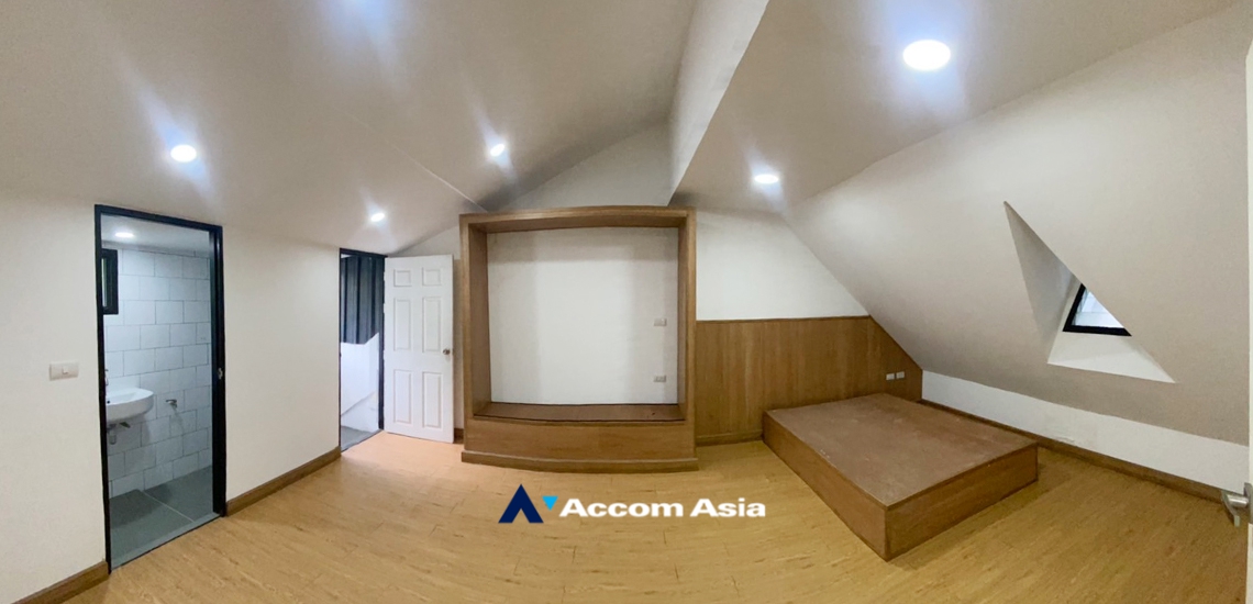 41  5 br Townhouse For Rent in Sukhumvit ,Bangkok BTS Phrom Phong AA34449