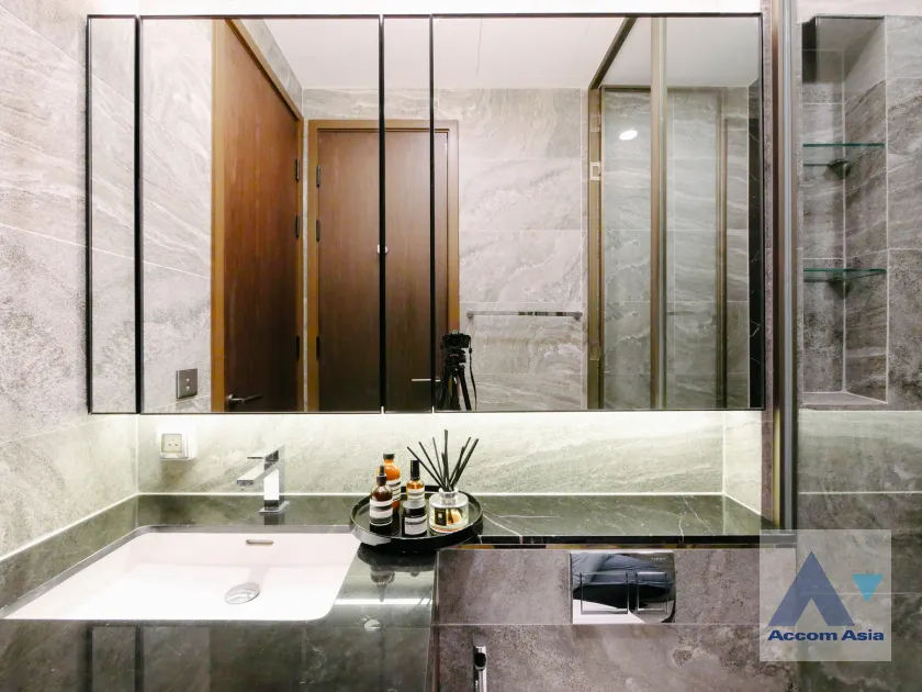 37  3 br Condominium for rent and sale in Sukhumvit ,Bangkok BTS Thong Lo at The Esse Sukhumvit 36 AA34452