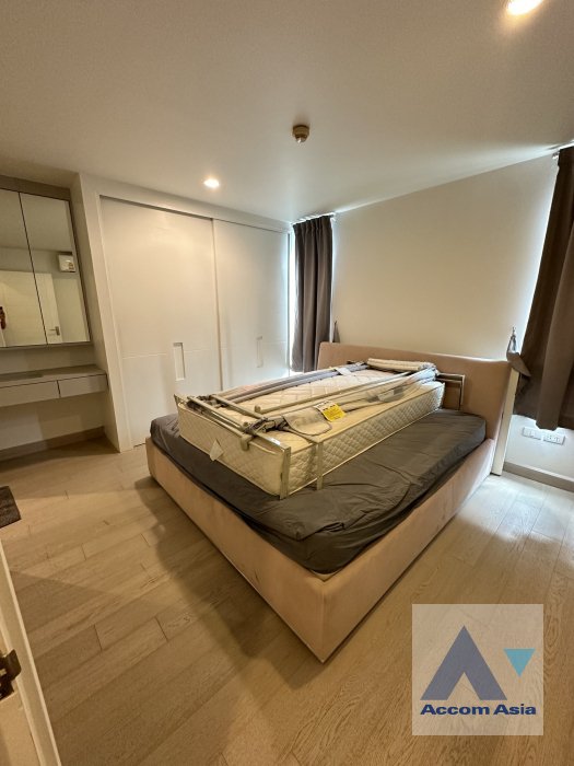 8  2 br Condominium For Sale in Charoen Nakhon ,Bangkok BTS Krung Thon Buri at The Bangkok Sathorn Taksin AA34483