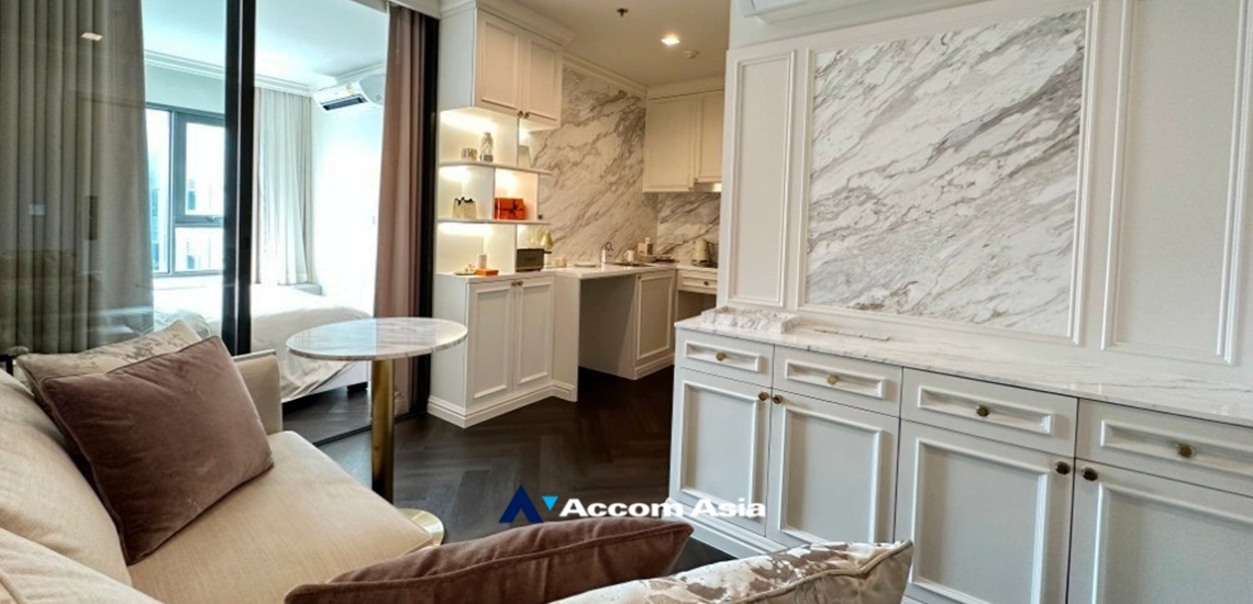  2  1 br Condominium For Sale in Ploenchit ,Bangkok BTS Ploenchit at Life One Wireless AA34495