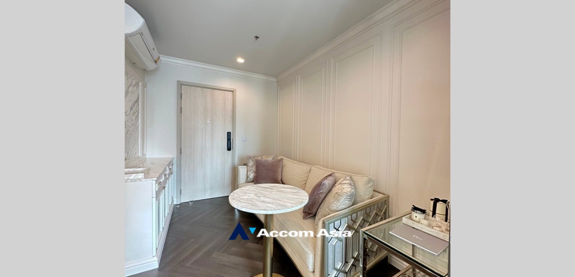  1  1 br Condominium For Sale in Ploenchit ,Bangkok BTS Ploenchit at Life One Wireless AA34495