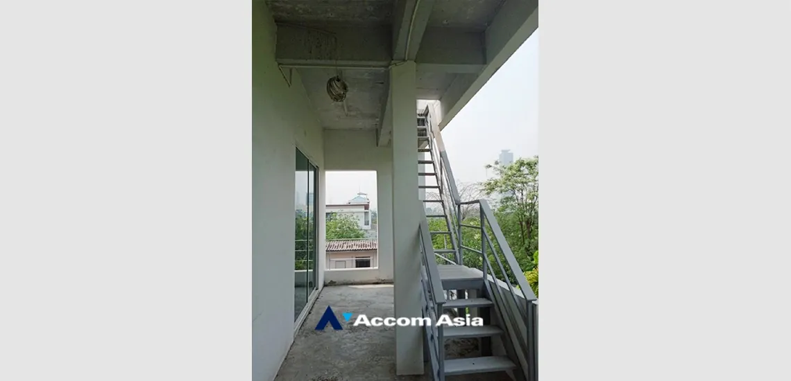 5  6 br House for rent and sale in New Phetchaburi ,Bangkok MRT Phetchaburi AA34513