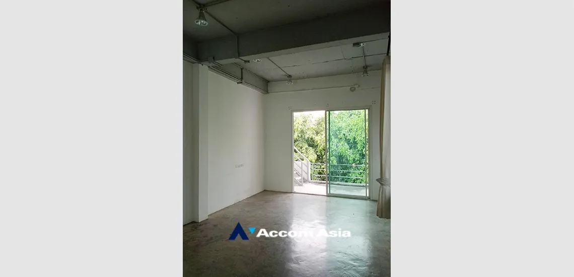 unitHome Office |  6 Bedrooms  House For Rent & Sale in New Phetchaburi, Bangkok  near MRT Phetchaburi (AA34513)