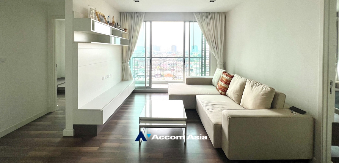  2  2 br Condominium For Sale in Charoen Nakhon ,Bangkok BTS Pho Nimit at The room Sathorn Taksin AA34543