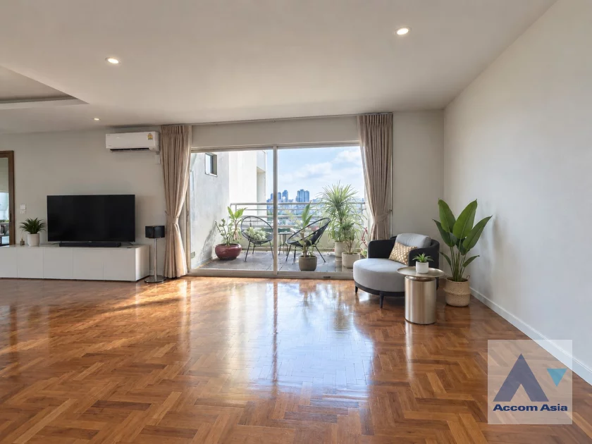 Condominium For Rent & Sale in Sukhumvit, Bangkok Code AA34664