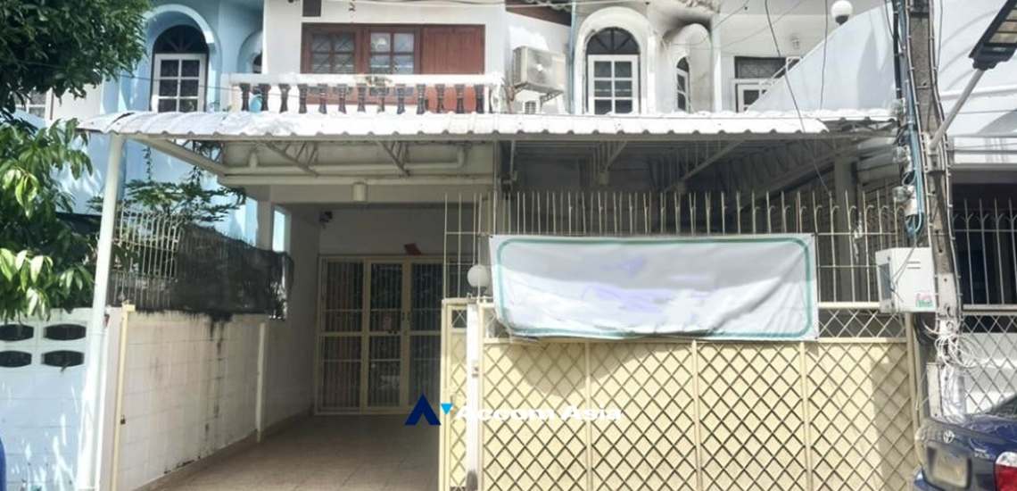  2  4 br House For Sale in Sathorn ,Bangkok BTS Chong Nonsi at Moo Baan Chalathon AA34665