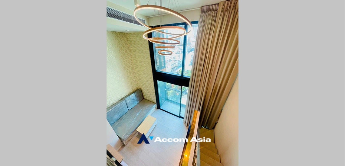 5  1 br Condominium For Sale in Silom ,Bangkok BTS Surasak at The Lofts Silom AA34666